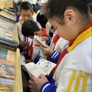 鎮(zhèn)江丹徒：榮炳鹽資源區(qū)開展“紅色連環(huán)畫伴飛童年”活動(dòng)