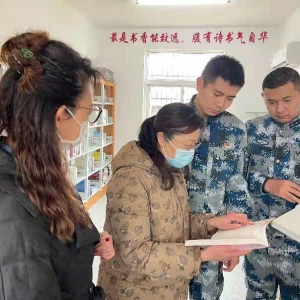 “流動書站駐軍營，書香‘禮包’潤兵心”——南通如東縣圖書館“全民閱讀春風行動”系列活動