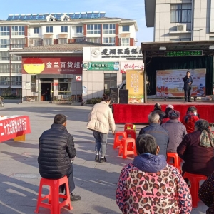 鹽城建湖：“滿天星”書香“大篷車”開到群眾家門口